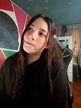 Snapshot of Mysticdooll69 chatting on 04.14.26 Mysticdooll69 online show from 04.14.26