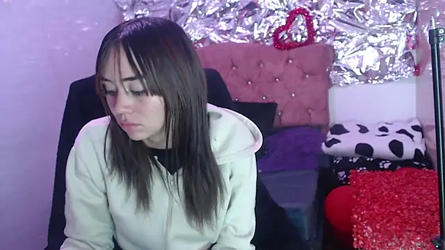 sofiaspring online show from 03.04.26