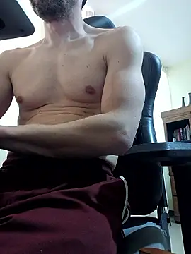 Snapshot of Alexbigass05 chatting on 01.12.26 Alexbigass05 online show from 01.12.26