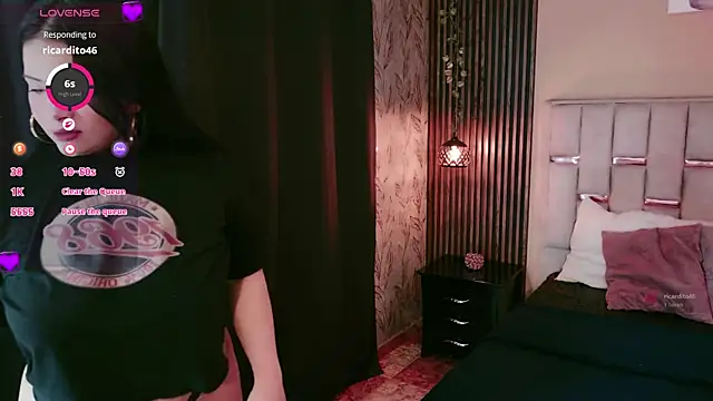 Snapshot of scarlettt_ss chatting on 02.24.26 scarlettt ss online show from 02.24.26