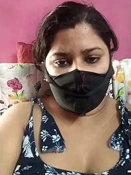 Snapshot of pinkisaha75 chatting on 02.15.26 pinkisaha75 online show from 02.15.26