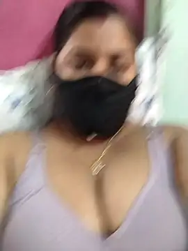 Snapshot of pinkisaha75 chatting on 04.10.26 pinkisaha75 online show from 04.10.26