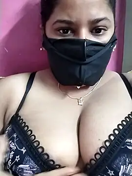 Snapshot of pinkisaha75 chatting on 04.16.26 pinkisaha75 online show from 04.16.26