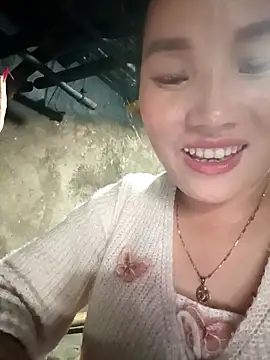 Snapshot of yu--yo chatting on 02.15.26 yu--yo online show from 02.15.26