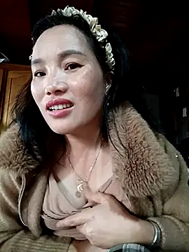 Snapshot of yu--yo chatting on 03.02.26 yu--yo online show from 03.02.26