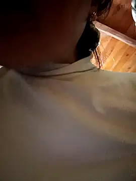 Snapshot of yu--yo chatting on 03.16.26 yu--yo online show from 03.16.26