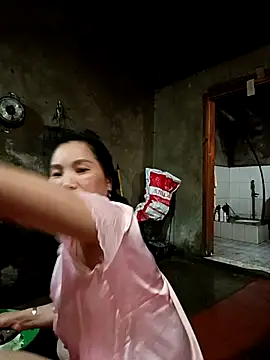 Snapshot of yu--yo chatting on 03.20.26 yu--yo online show from 03.20.26