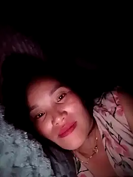 Snapshot of yu--yo chatting on 04.08.26 yu--yo online show from 04.08.26