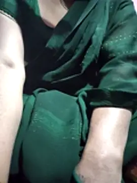 Snapshot of Nilam_cute chatting on 03.23.26 Nilam cute online show from 03.23.26