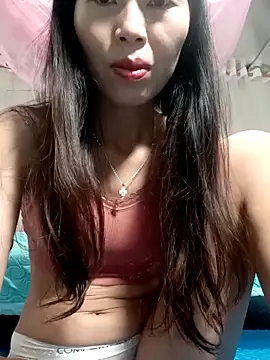 Snapshot of MilkShow chatting on 03.02.26 MilkShow online show from 03.02.26