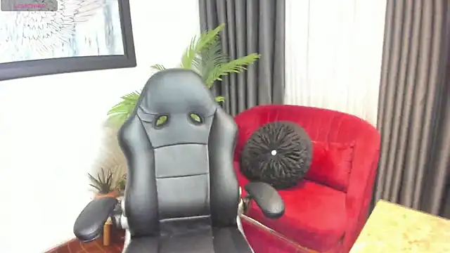 VictoriaPaker online show from 02.10.26