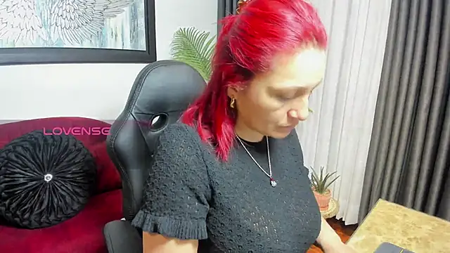 VictoriaPaker online show from 03.25.26