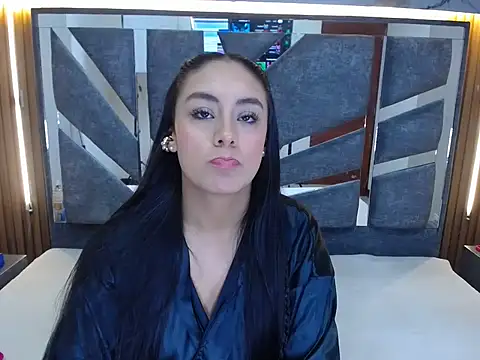 Snapshot of Lolacf chatting on 01.13.26 Lolacf online show from 01.13.26