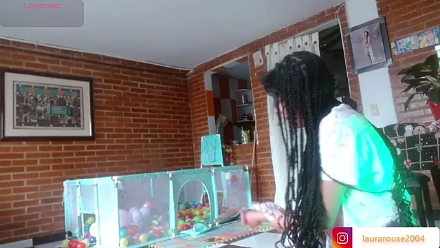 Lia rouse04 online show from 03.25.26