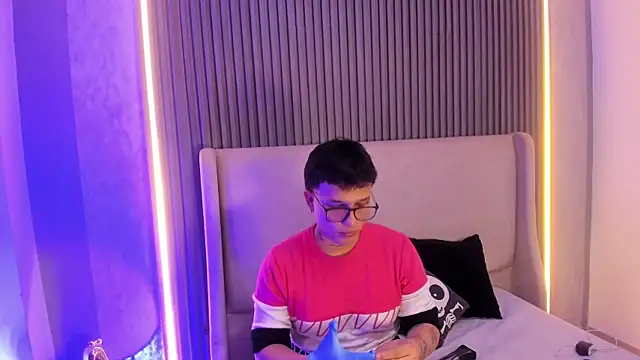 SamuParker online show from 01.11.26