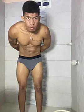 Snapshot of antonio_aguilarx chatting on 04.26.26 antonio aguilarx online show from 04.26.26