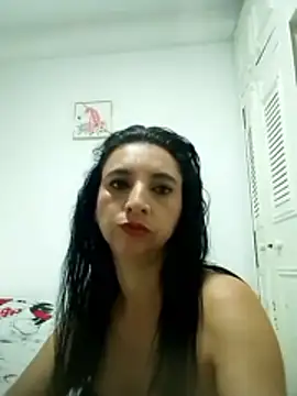 Snapshot of mariana_santacoloma chatting on 06.10.26 mariana santacoloma online show from 06.10.26