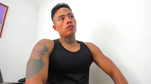 Snapshot of santiagotx chatting on 01.09.26 santiagotx online show from 01.09.26