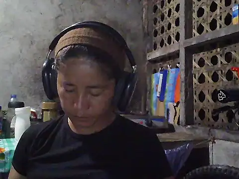 lovelyxxx88 online show from 02.06.26