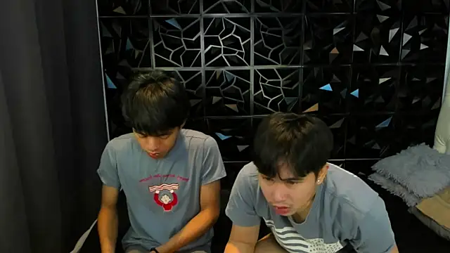 davincihugecock online show from 03.20.26