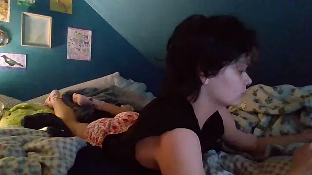 Snapshot of quwuinnie333 chatting on 02.05.26 quwuinnie333 online show from 02.05.26