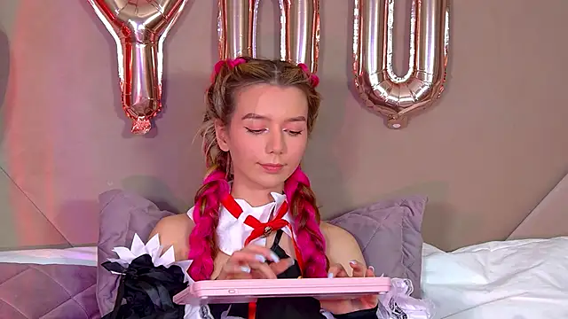 VanessaVienne online show from 02.14.26