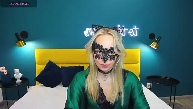 Snapshot of DaisyMellifluous chatting on 01.17.26 DaisyMellifluous online show from 01.17.26