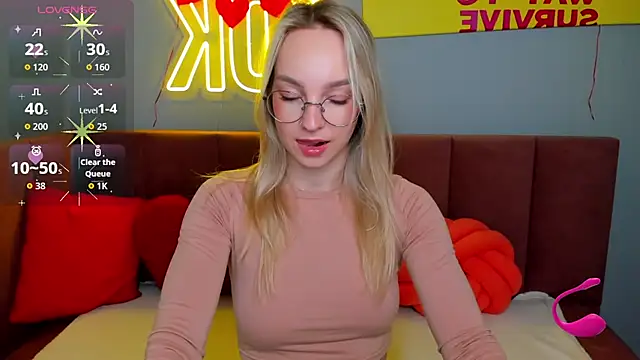 Snapshot of DaisyMellifluous chatting on 02.19.26 DaisyMellifluous online show from 02.19.26