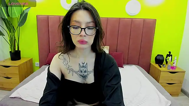 IvyDainty online show from 04.10.26