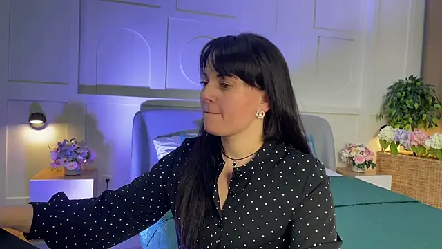  SilkyShadow  online show from 01.17.26