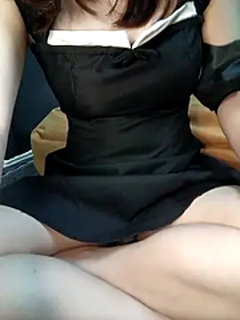 Snapshot of Beo_04 chatting on 01.12.26 Beo 04 online show from 01.12.26