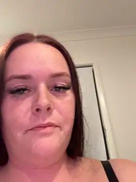 Snapshot of carinabro10 chatting on 05.02.26 carinabro10 online show from 05.02.26