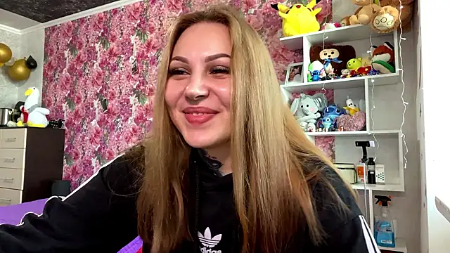 TraciBallena online show from 02.02.26