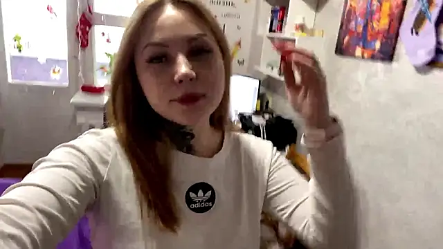 TraciBallena online show from 02.09.26