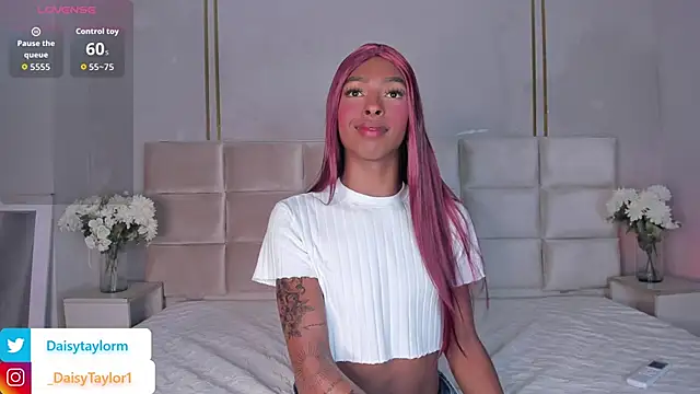 DaisyTaylor   online show from 02.05.26