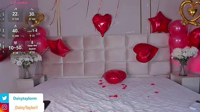 DaisyTaylor   online show from 02.14.26