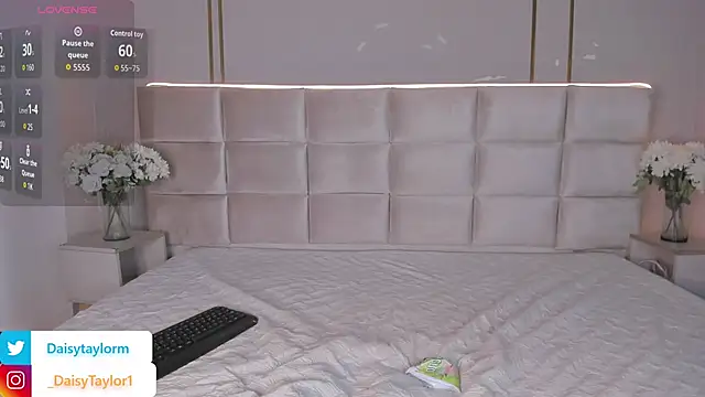 DaisyTaylor   online show from 02.18.26