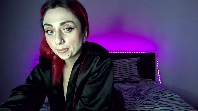 Snapshot of JessicaShorty4U chatting on 05.11.26 JessicaShorty4U online show from 05.11.26