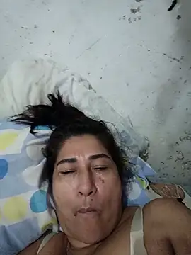 Snapshot of PatriciaGrajales chatting on 04.18.26 PatriciaGrajales online show from 04.18.26