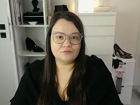 HollyDanceSoul online show from 03.10.26