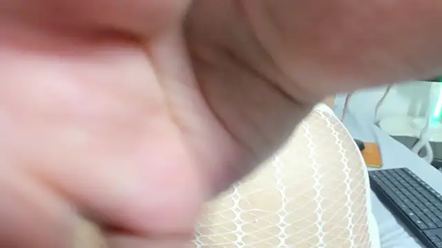 Naugthy Sara online show from 02.26.26