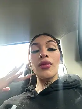 lizz lunna online show from 04.16.26