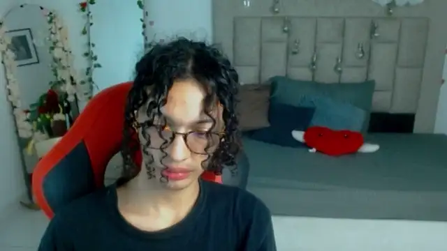 Snapshot of Axel_fox77 chatting on 05.18.26 Axel fox77 online show from 05.18.26