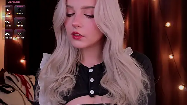 ShyniAlice online show from 02.08.26