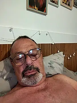 Snapshot of Dadotado70 chatting on 01.13.26 Dadotado70 online show from 01.13.26