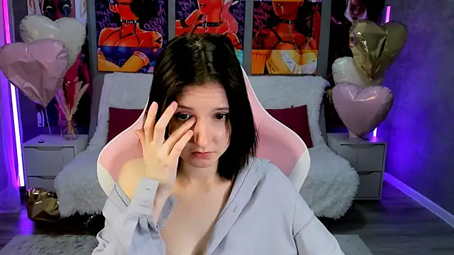 KikaOsterman online show from 02.27.26