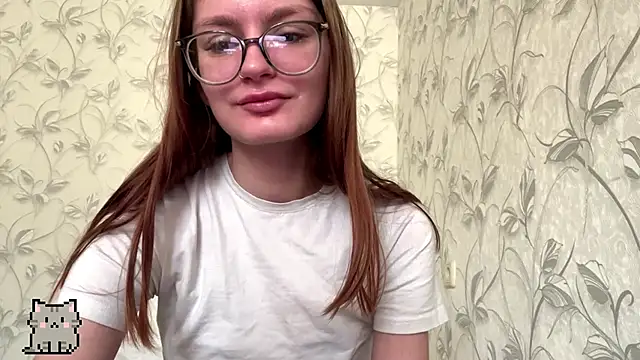 Snapshot of VirgieVoter chatting on 01.11.26 VirgieVoter online show from 01.11.26