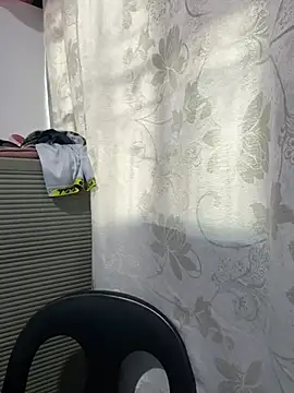 Snapshot of Hottie_Pussy chatting on 06.11.26 Hottie Pussy online show from 06.11.26
