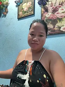 Snapshot of Hottie_Pussy chatting on 06.12.26 Hottie Pussy online show from 06.12.26