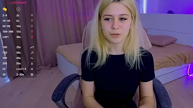 ApheliaStar online show from 04.10.26